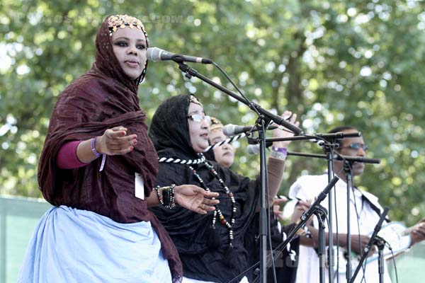 GROUP DOUEH - 2011-05-28 - PARIS - Parc de la Villette - 